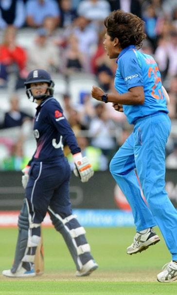 England beats India to win fourth Women's Cricket World Cup